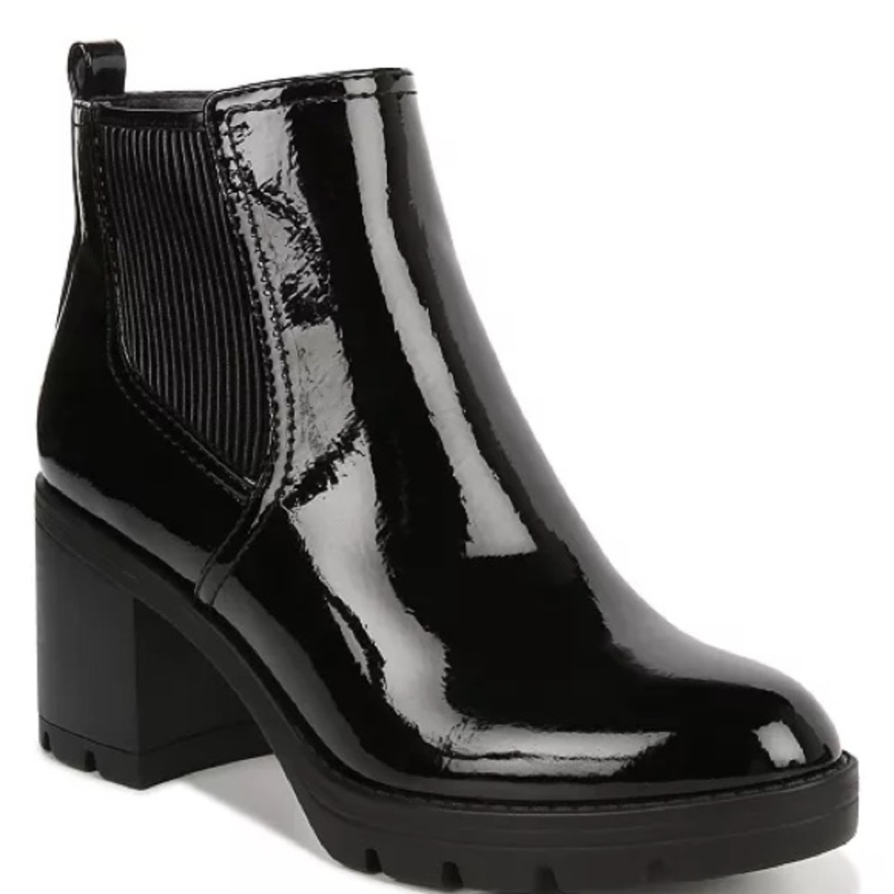 NATURALIZER Madalynn-Gore Lug Sole Booties 7.5 Black